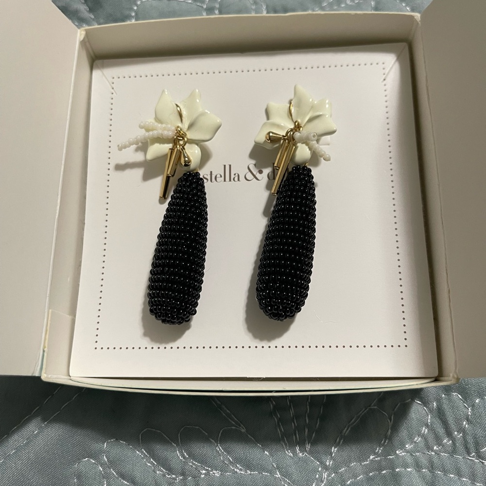 Stella & Dot Sefina Drop Earrings